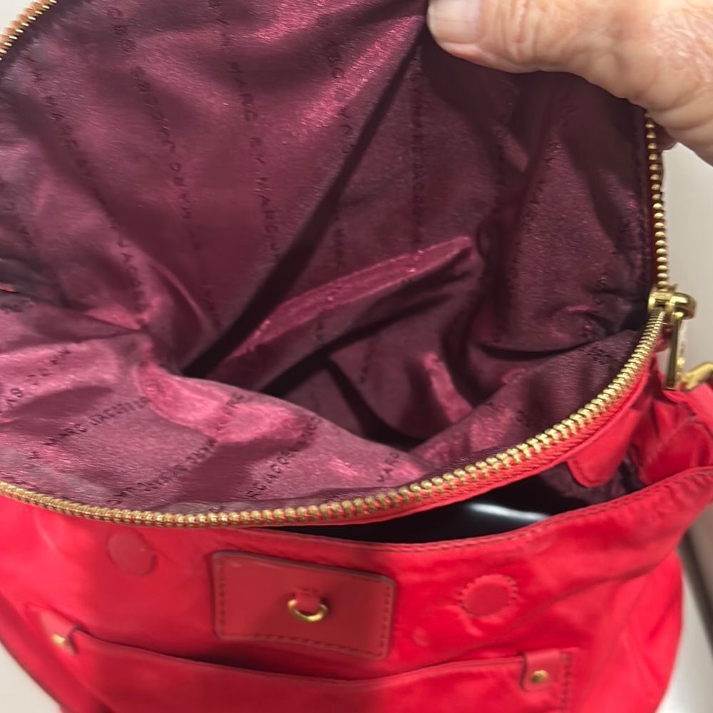 Marc By Marc Jacobs Natasha Red Shoulder Bag with Gold Accents - Picture 4 of 6